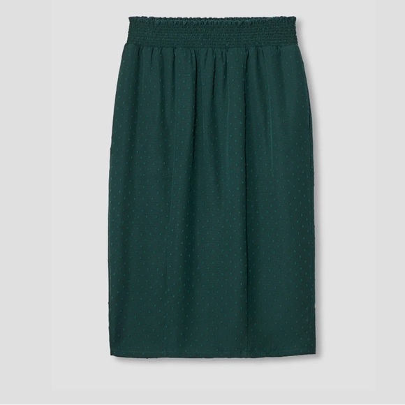 Universal Standard Forest Green Blair Swiss Dot Chiffon Skirt - Picture 13 of 13